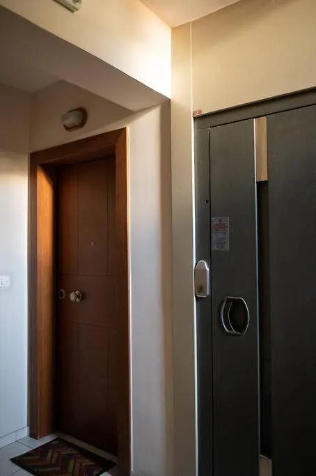 Cozy Apartment In Sykies Θεσσαλονίκη 0*,